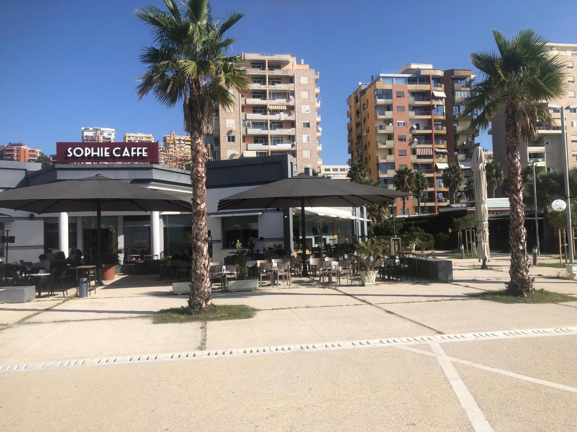 Vollga Four Seasons Apartment Durrës Exterior foto